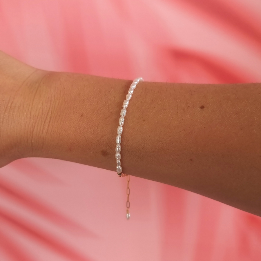 Pearly Whites Pearl Bracelet